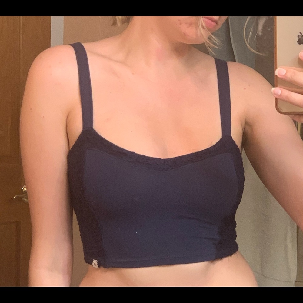 Navy hollister tank crop top small